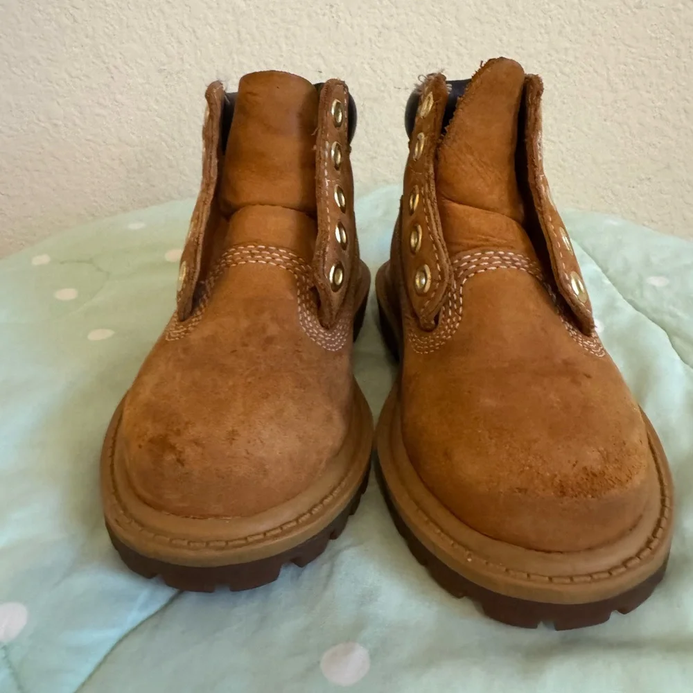 Timberland Kids Leather Boots Toddler size 6